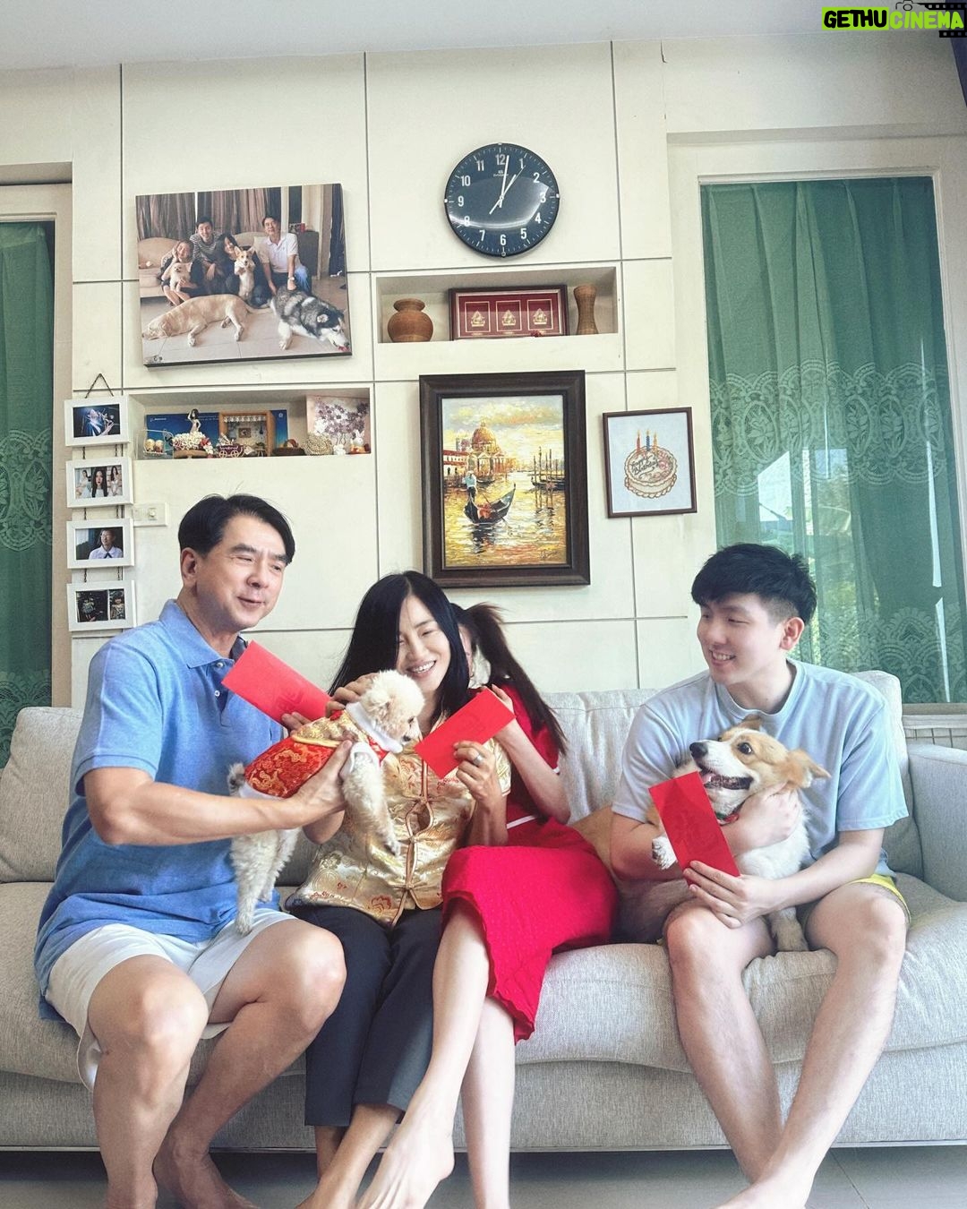 Pimchanok Luevisadpaibul Instagram - 🧧🧧 #อั่งเปาตั่วตั่วไก๊