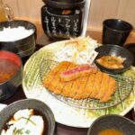 Pimchanok Luevisadpaibul Instagram - กินมันทุกอย่าง 😋🍊🍖🦀🥠🍱 #ทริปมีลำโพงมั๊ย