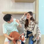 Pimchanok Luevisadpaibul Instagram - ง้องแง้งกับเงอะงะ ทอมกับเจอรี่ ขำกลิ้งลิงกับหมา 🤪🤪@marchutavuth
