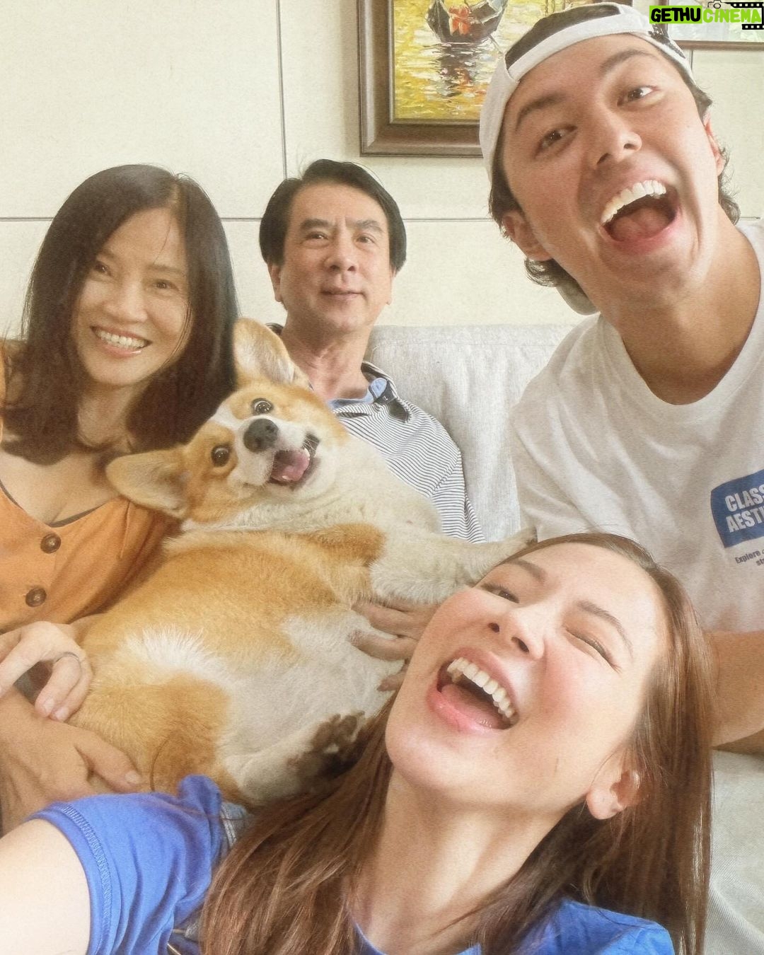 Pimchanok Luevisadpaibul Instagram - ฉวัดดีวันพ่อก๊าบ 🤍💐 #happyfathersday