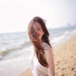 Pimchanok Luevisadpaibul Instagram - One day off 😝🌴🌊🤍
