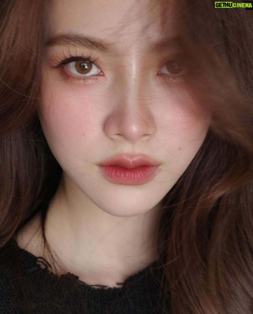 Pimchanok Luevisadpaibul Instagram - 😊😊
