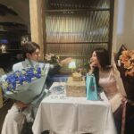 Pimchanok Luevisadpaibul Instagram - ที่นี่ที่ไหน ใช่ที่รักอ้ะป่าว 😜🧡💙 #happyvalentinesday