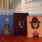 Pimdao Panichsamai Instagram - 🎄🎁 ก่อนหมดปี มัดหมี่ขออนุญาตนำเสนอหนังสือมัดใจ เล่ม 1 (ปี 2013) หนังสือมัดใจ เล่ม 2 (ปี 2017) และสมุดโน้ต Follow the star (สมุดโน้ตให้เราจดบันทึกประจำวัน หรือตอบคำถามกับตัวเองก่อนหมดวัน พร้อม quotes ต่างๆ ปี 2019) อีกหนึ่งงานอดิเรกที่ชื่นชอบ คือการคิดและเขียน ในแต่ละวันเรามักจะเจอเรื่องราวต่างๆที่ดีบ้างไม่ดีบ้าง ประสบการณ์ที่หล่อหลอมเรา ตลอดจนธรรมะและคำสอนต่างๆที่ได้จากครูอาจารย์ไว้คอยเตือนสติ เตือนใจตนเอง จนมัดหมี่ตกตะกอนมาเรื่อยๆได้เป็น quotes สั้นๆรวมเล่มเป็นหนังสือ หากใครสนใจอุดหนุน ทักไลน์ส่วนตัวหรือสามารถ DM Instagram มัดหมี่มาได้เลยนะคะ 😊💘📝 มัดใจ เล่ม 1 ราคา 250 บาท มัดใจเล่ม 2 ราคา 280 บาท สมุดโน้ตให้ดาวนำทาง 320 บาท หากซื้อ 3 เล่มรวมค่าส่ง ราคา 1000 บาทนะคะ 🌟🤍🙏🏻 #mutmeesays #Mudjaibook #followthestarjournal
