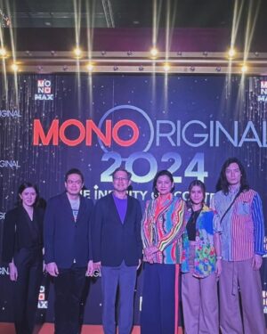 Pimdao Panichsamai Instagram - 🧡🖤 แวะมาแสดงความยินดีกับ
พี่อ๊อฟ น้าแดง และ @mono29tv เปิดหน้าท้าชม
หนังดีซีรี่ย์ดัง 2024 น่าดูเยอะมาก รอติดตามค่า