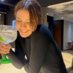 Pimdao Panichsamai Instagram - l am creating the life of my dreams 🩵🍸🌷💚 #tanqueray