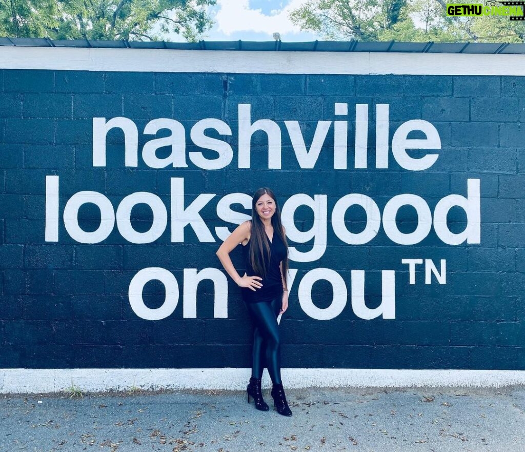 Pinar Toprak Instagram - I always have such a great time when I’m in Nashville, and I’m excited to be back soon for another exciting project! Nashville, Tennessee