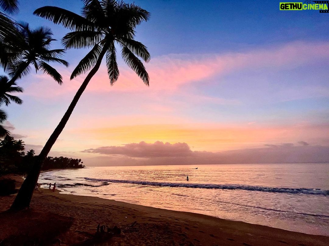 Pinar Toprak Instagram - Thinking back on how fortunate I was to be on set during the filming of @lostcitymovie. For those of you who have seen the film, can you guess which scene was shot on this beach? Dominican Republic