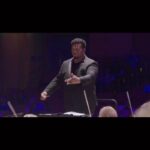 Pinar Toprak Instagram - This was a very special evening for me. Conducted by my dear friend, maestro @anthony_parnther who also conducted the entire score recording in London.⁣ ⁣ Slumberland is very special and close to my heart. Thank you Anthony for sharing it with a live audience. ❤️
