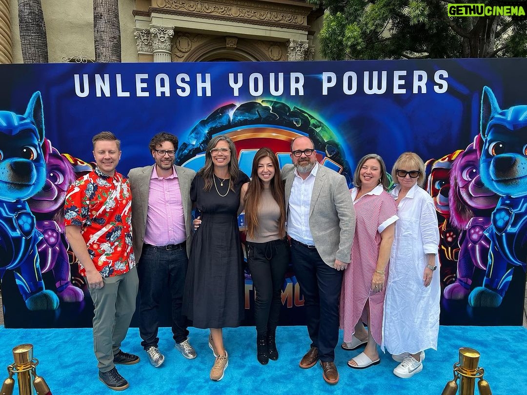 Pinar Toprak Instagram - Had a pawesome time at the premiere of @pawpatrolmovie at Paramount yesterday! Loved scoring this film and working with the most wonderful @spinmaster team! Paramount Pictures Studios, Hollywood