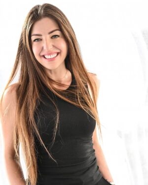 Pinar Toprak Instagram - I finally have new headshots! Those that know me know how much I hate being in front of any sort of camera with all my heart. It’s seriously anxiety inducing for me.  But the wonderful @sandrinegomezphotography took this composer out of her natural habitat and made me feel so comfortable and captured me wearing something other than sweatpants (almost, I think I wore them in a couple of pictures 😅) Thank you, Sandrine, you’re amazing! 💖

Which one of these you guys like the most?