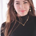 Pinar Toprak Instagram - I finally have new headshots! Those that know me know how much I hate being in front of any sort of camera with all my heart. It’s seriously anxiety inducing for me. But the wonderful @sandrinegomezphotography took this composer out of her natural habitat and made me feel so comfortable and captured me wearing something other than sweatpants (almost, I think I wore them in a couple of pictures 😅) Thank you, Sandrine, you’re amazing! 💖 Which one of these you guys like the most?