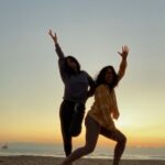 Pisay Pao Instagram - Let me be 💯 clear. If you fall flat on your face in the sand, I WILL laugh maniacally at you. But I will also use the bottom of my dirty shirt to help you wipe off said sand. #thatswhatfriendsarefor 🥰😘😂