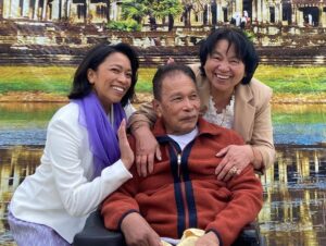 Pisay Pao Instagram - Truth be told -we were ALL salty AF before these first four photos were taken. But if someone, somehow managed to capture us all smiling together…does that mean it was all worth it? 🤔 My future self says, “Yes.” 🙏🏽✨❤️🙏🏽✨❤️🙏🏽✨❤️ #happycambodiannewyears 
#together #worthit #gratefulevenwhenthingsarentgreat