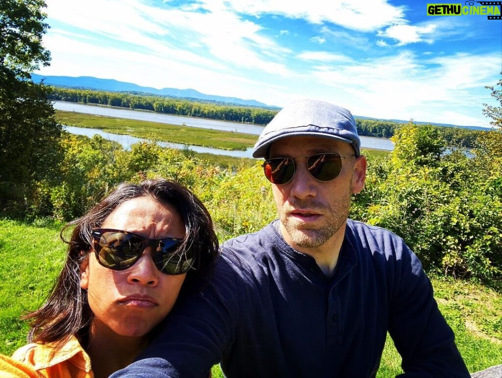 Pisay Pao Instagram - Running, Jumping, Climbing Trees, and Making Faces with @mrpaulmarchand. #hudsonvalley #autumnvibes🍁 #thecatskillsarealive ❤️🧡💛💚