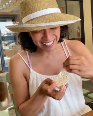 Pisay Pao Instagram - The. Very. Best. Rice. Krispy. Ever. 
Thank you for putting a little extra hump 😉 in my hump day 😘 @theverybestcookie @kirstynshaw #thehumptydance #happydance #humpday #theverybestcookie 🍪❤️