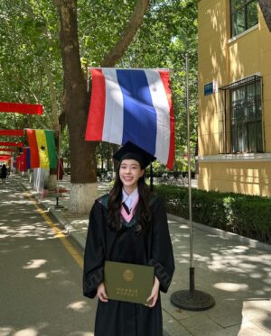 Pitchatorn Santinatornkul Instagram - 🎓🌈