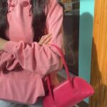 Pitchatorn Santinatornkul Instagram - sweater in summer ☀️ 👛 @hangles.co Circularclub