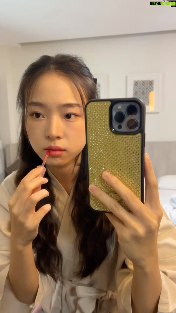 Pitchatorn Santinatornkul Instagram - 💟💄 @twentywendy