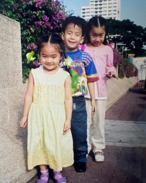 Pitchatorn Santinatornkul Instagram - รวมมิตร แก๊ง 3 นอ and the fam 🧔🏻‍♂️🧑🏻👩🏻👦🏻👧🏻 #childrensday