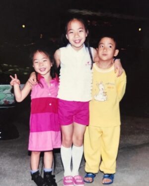 Pitchatorn Santinatornkul Instagram - รวมมิตร แก๊ง 3 นอ and the fam 🧔🏻‍♂️🧑🏻👩🏻👦🏻👧🏻 #childrensday