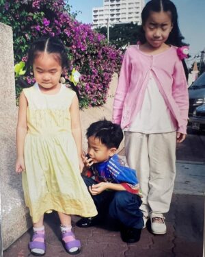 Pitchatorn Santinatornkul Instagram - รวมมิตร แก๊ง 3 นอ and the fam 🧔🏻‍♂️🧑🏻👩🏻👦🏻👧🏻 #childrensday