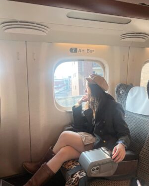 Pitchatorn Santinatornkul Instagram - otw to new journey 💚🥳