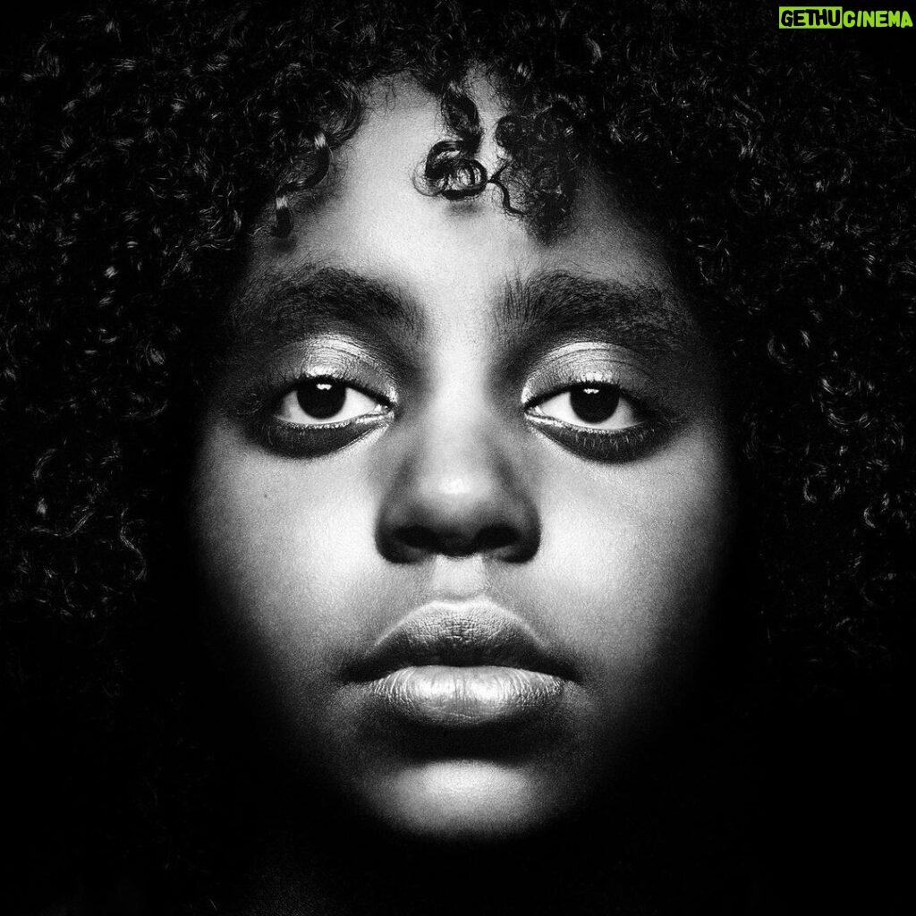 Platon Instagram - Friends, today is the day! Join us at 5:30pm EST for The People’s Portfolio Award Ceremony. I am so proud to serve inspiring leaders of our time who lead us towards truth and justice. Naomi Wadler is the voice of her generation. I asked her, “If you could speak to all the political leaders in America, what would you say?” Her face remained calm, she paused deep in thought for almost a minute of burning silence, then stated, “Recognize your power and do something!” It’s time for us all to recognize our own collective power. Our Instagram family is now above 230,000 people. This is people power alive and kicking. Please help us to continue supporting and serving leaders like Naomi in the future. Help us to help them. I humbly ask you all for a small donation of $5 each (please see link in bio to register and donate). Our strength is in numbers and know that each dollar you pledge will be matched by my supporting board so your kindness will go twice as far. If you’ve been moved by my stories over the years, this will help us continue our mission. Let’s reset our values and think of others. Naomi Wadler, I salute you.