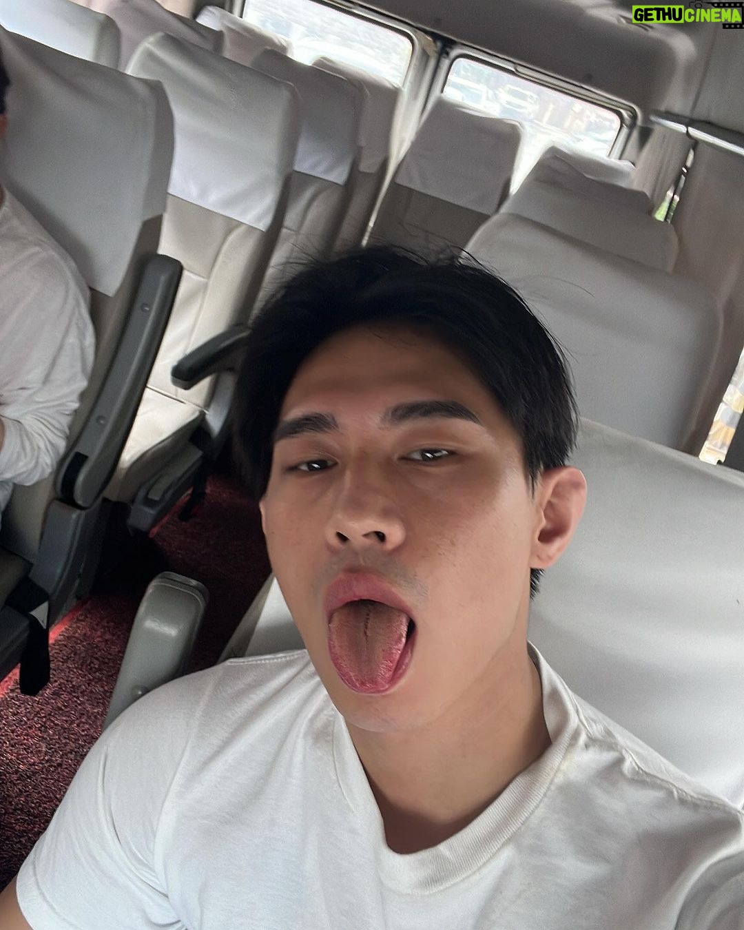 PoLin Tung - 3.4K Likes - 早起的鳥兒有蟲吃(嗎?)
有的!
有瞌睡蟲 可以吃一整天
🧸
加油囉~