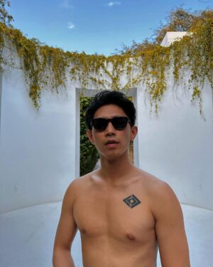 PoLin Tung Instagram - 🍃🫂☀️🏝️ #huahin #thestandard