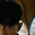 PoLin Tung Instagram - 橋篇 2022為了來不及的告白拍攝的一組照片 這有喚起大家對電影千禧漫波的印象嗎？ 還有那一幕的運鏡、色調和演員舒淇的回眸 那種那種既真實又虛幻的感受 好像我明白是怎麼一回事但卻又非 來不及的告白 雖然思念形式上也是種虛幻 但是想念在心中的感受卻很真實 不知道親愛的他在橋另一頭還好嗎？ 攝影 @shalalasam #千禧曼波 #夢境長廊 #來不及的告白