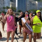 Pocah Instagram - Correspondente do Concurso Garota Bronze diretamente da praia do Leme #bandidona Leme, Rio de Janeiro