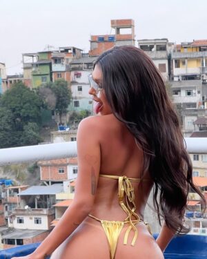 Pocah Instagram - A BRABA É ELA 
15.09 - 00h

BARULHINHO ft @kevinochris @luckmuzik 
ASSANHADINHA ft @mcdurrony 
OLHA E BABA
SOLTA-TE ft @piso21 
A BRABA É ELA