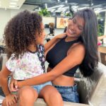 Pocah Instagram - Um dia de princesa com a genteeeee 💖💅🏾 @espacovshairco | @vivi_siqueira Barra da Tijuca