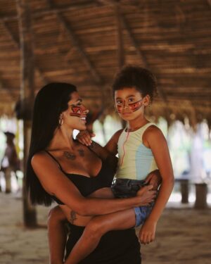 Pocah Instagram - Pocahontas na Amazônia em breve nos cinemas.

Obrigada @setufor.euvou uma das melhores experiências da vida 🫶🏾

PH @eugustavolima
