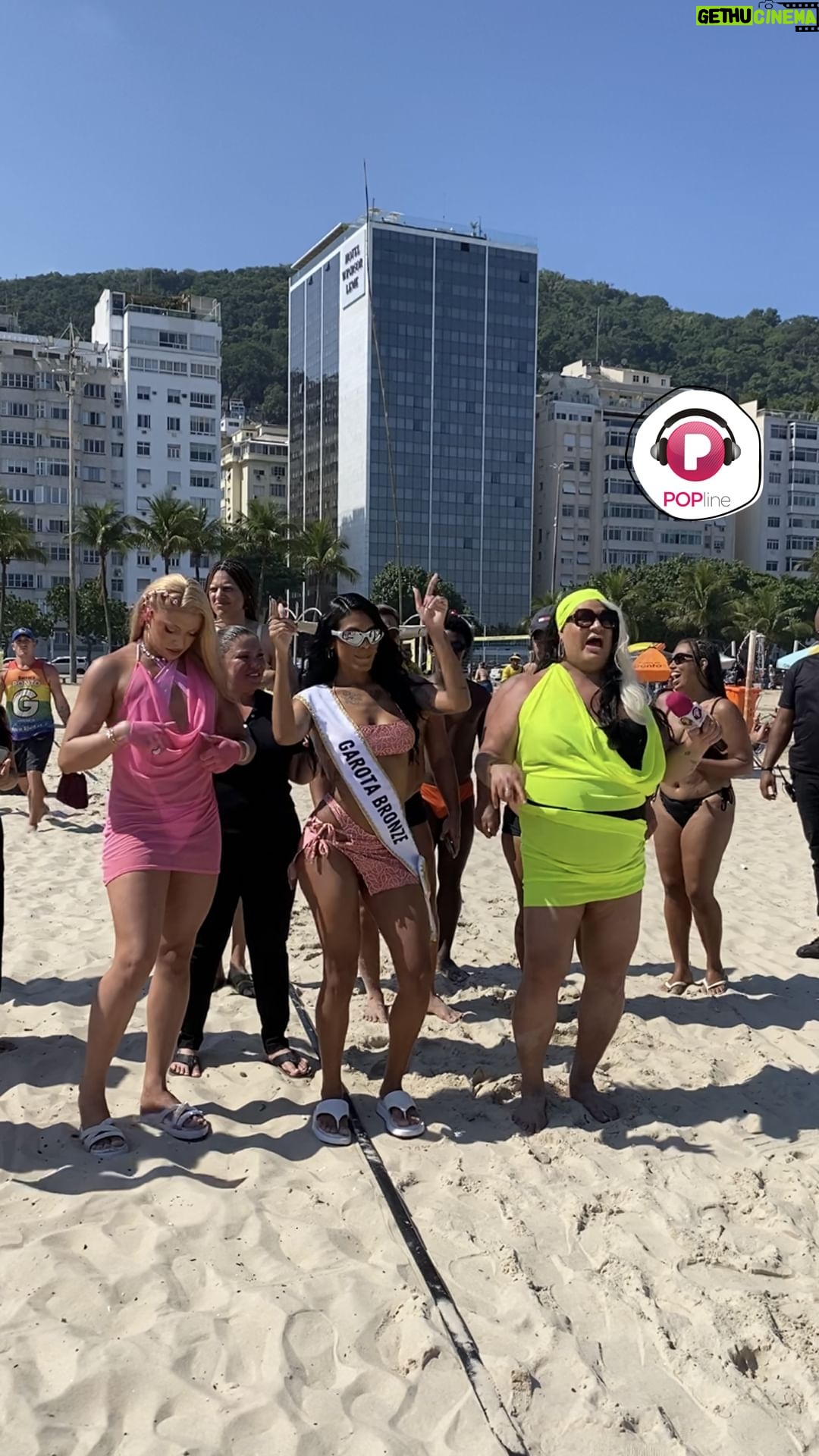 Pocah Instagram - ☀️🔥 ALERTA VERÃO CHEGANDO! ALERTA MARQUINHA!!! Você está com a marquinha preparada para o verão 2023? A #Pocah está de olho, viu? A gente acompanhou a #Bandidona na busca pela #GarotaBronze ideal ao lado de, ninguém mais, ninguém menos que, Karina Karão. Eu vou te revelar um pedacinho da loucura que foi esse time, no Rio de Janeiro em um dia de sol! ❤️🔥 Amanhã tem mais e está IMPERDÍVEL!!
