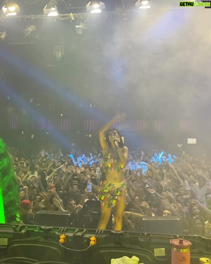 Pocah Instagram - O verdadeiro AFTER DOS SONHOS mas eu tô só a última foto kkkk