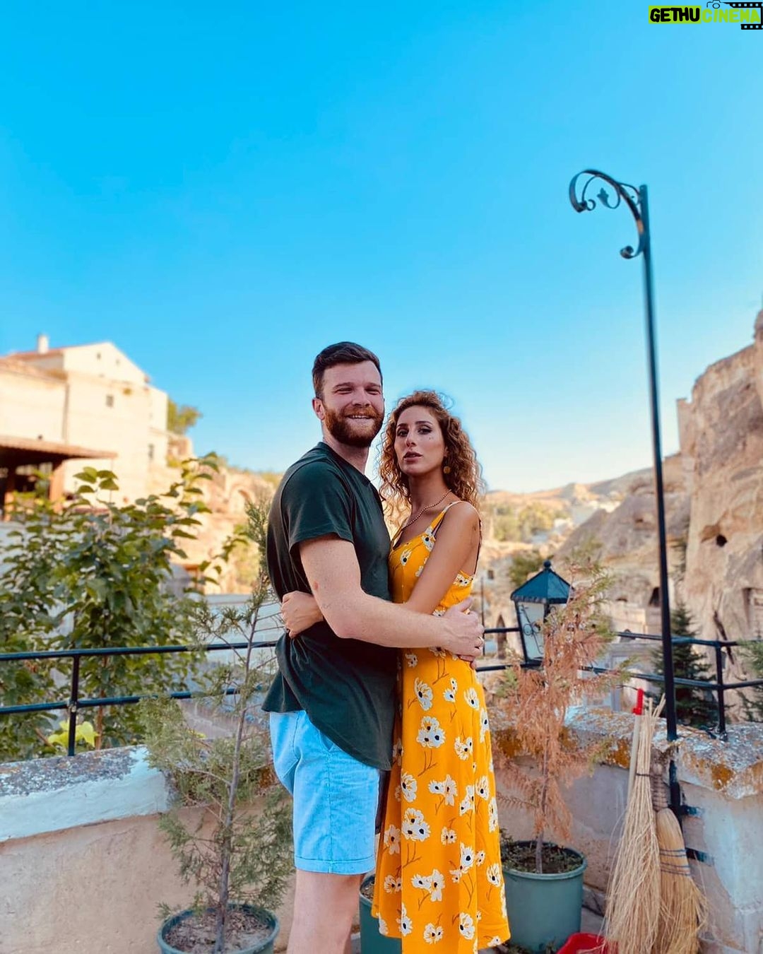 Polen Emre Instagram - Happy birthday sevgiliim🧡✨🍷 Cappadocia, Türkiye