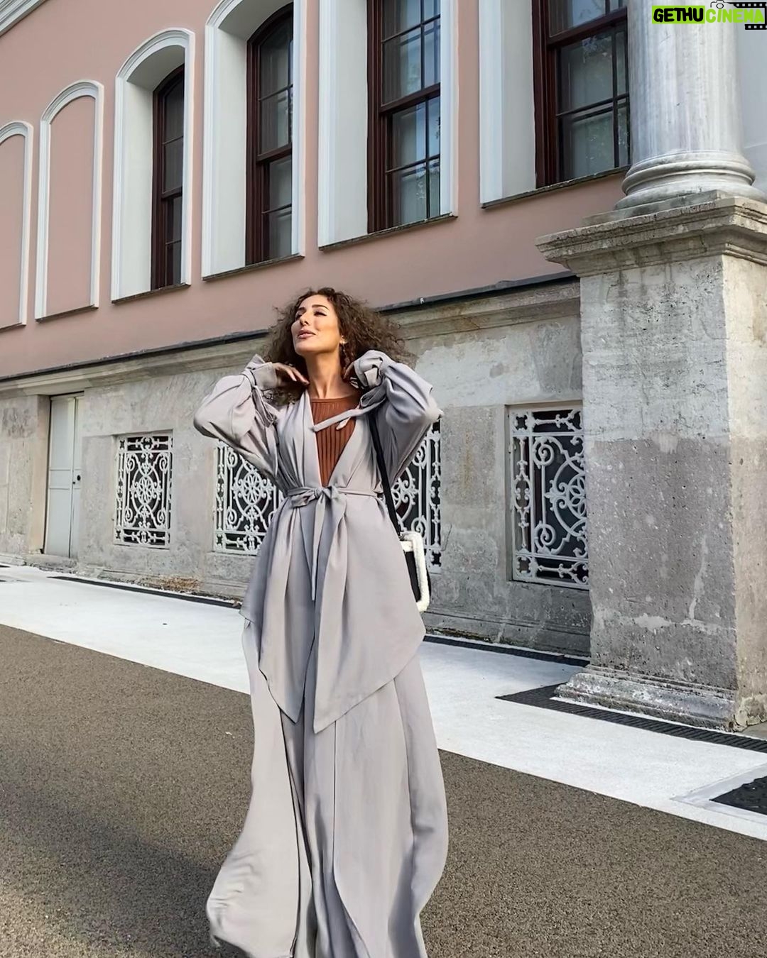 Polen Emre Instagram - Stendhal 🖼️ Dolmabahçe Sarayı Resim Müzesi