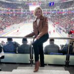 Polina Gagarina Instagram – Сходили на хоккей  @khl 🏒 Получили огромное удовольствие и эмоции! ЦСКА в финале, а это значит, что мы еще не раз придем 💪🏻 Еееееее #полинагагарина #гагаринапоехали #кубокгагарина