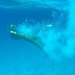 Polina Gagarina Instagram - Заныриваем в август ☀️🐬#полинагагарина #гагаринапоехали