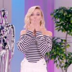 Polina Gagarina Instagram - Премьера! Я ведущая нового шоу на ТНТ «Модные игры»💥 Не пропустите! Завтра в 9:30❤️ #полинагагарина #гагаринапоехали #модныеигры