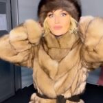Polina Gagarina Instagram - Ворвались с первым концертом в 2024 в -22 на улице! Год обещает быть 💪🏻🎄 #полинагагарина #гагаринапоехали