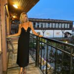 Polina Gagarina Instagram - 1. Томление 2. Усталость 3. Принятие 4. Готова петь Вы в какой стадии сейчас? #полинагагарина #гагаринапоехали