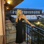Polina Gagarina Instagram - 1. Томление 2. Усталость 3. Принятие 4. Готова петь Вы в какой стадии сейчас? #полинагагарина #гагаринапоехали