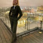 Polina Gagarina Instagram – Когда хорошо✨ 
@ararat_park_hyatt_moscow 💫
#полинагагарина #гагаринапоехали