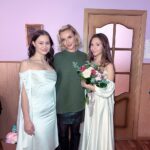 Polina Gagarina Instagram - Мои девочки, @olesya.kazachenko💋 @mirovamv 💋талантливые , драгоценные , умнички! Спасибо вам , что выбрали меня! Каждый раз я чему- то новому учусь благодаря вам, но в этот раз был особенный опыт! Я уверена , что вас ждёт большой интересный музыкальный путь! Вы достойны , потому что очень хотите , а главное , что вы любите трудиться! Горжусь вами! Я всегда рядом ❤️ #птенцыгагары #полинагагарина #гагаринапоехали