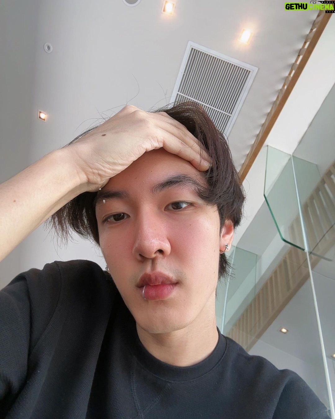 Pongsakorn Ponsantigul Instagram - งง
