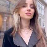 Poqssi Instagram - Grand pas par grand pas, je pars avec assurance de mes dates