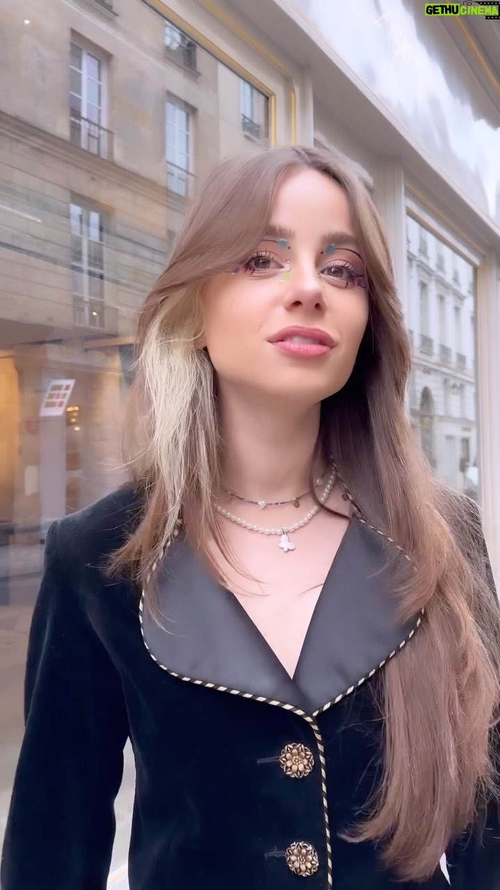 Poqssi - 16.9K Likes - Grand pas par grand pas, je pars avec assurance de mes dates